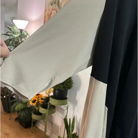 Avenue black/taupe tunic piper size 26/28 - Picture 7 of 9